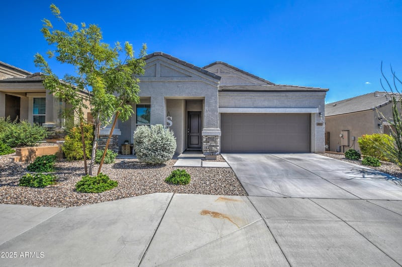 2013 Plum Rd, Phoenix, AZ 85085