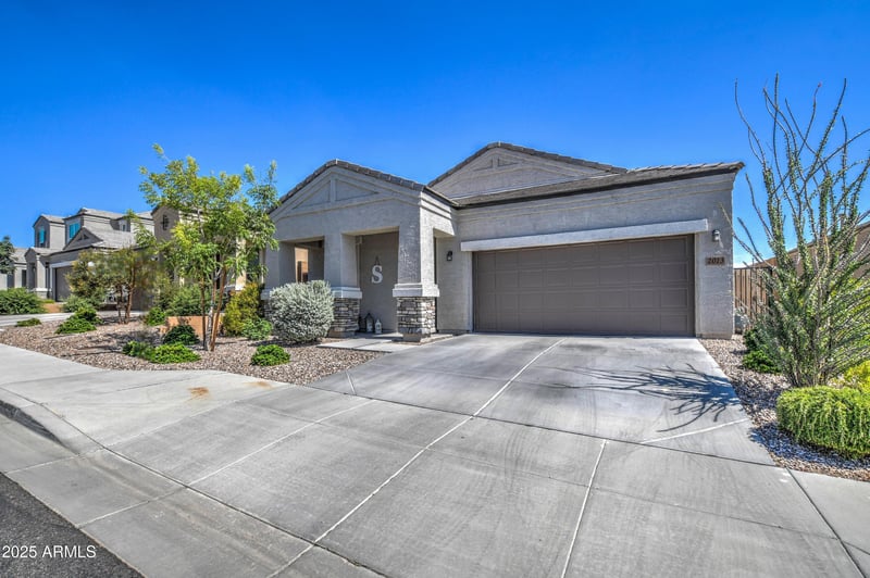 2013 Plum Rd, Phoenix, AZ 85085