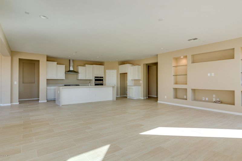 20136 W Moonlight Pa, Buckeye, AZ 85326