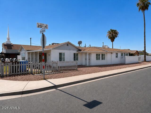 2014 E Broadway Rd, Phoenix, AZ 85040