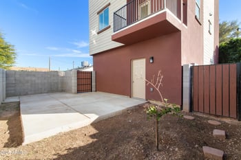 2014 Lawrence Rd, Phoenix, AZ 85015