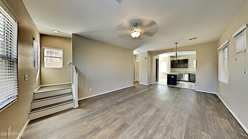 2014 N 77th Dr, Phoenix, AZ 85035