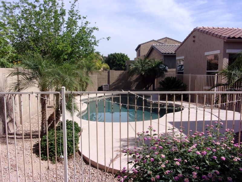 2014 N Milkweed Loop, Phoenix, AZ 85037