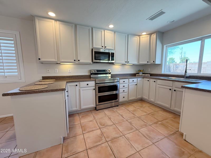 2014 Summit Pl, Chandler, AZ 85224