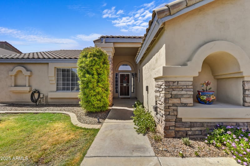 2015 Bendix Dr, Tempe, AZ 85283