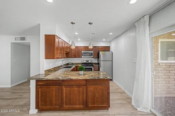 2015 Southern Ave #12, Tempe, AZ 85282