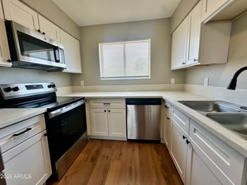 2015 Eugie Ter, Phoenix, AZ 85022