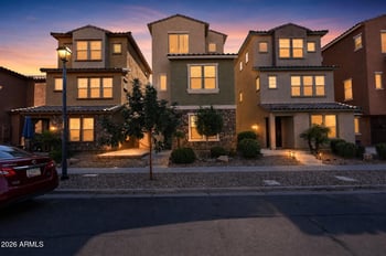 2015 N 77th Ln, Phoenix, AZ 85035