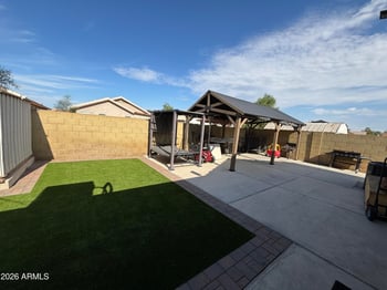 2015 89th Dr, Phoenix, AZ 85037