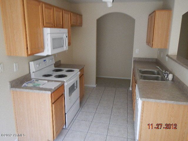 2015 S Bahama Dr, Gilbert, AZ 85295