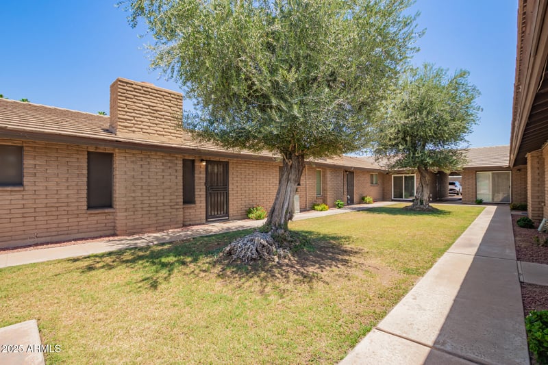 2015 Southern Ave #16, Tempe, AZ 85282
