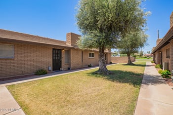 2015 Southern Ave #16, Tempe, AZ 85282