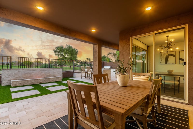 2016 141st Ave, Goodyear, AZ 85395