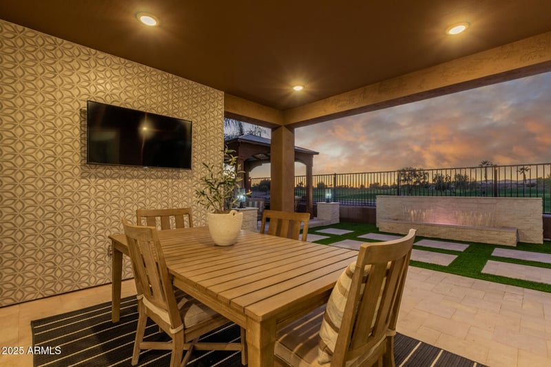 2016 141st Ave, Goodyear, AZ 85395