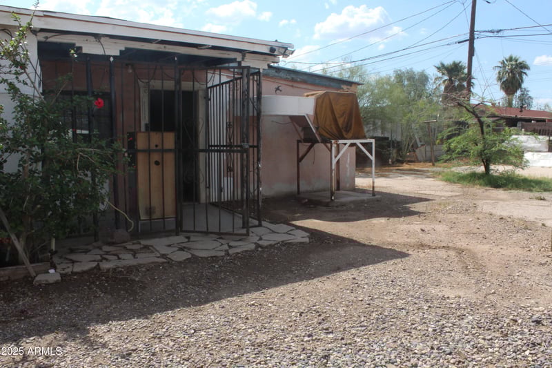 2016 Hadley St, Phoenix, AZ 85009