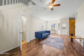 2016 Hammond Dr #104, Tempe, AZ 85282