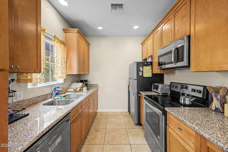 2016 Hammond Dr #104, Tempe, AZ 85282