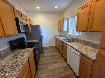 2016 S Hammond Dr #109, Tempe, AZ 85282