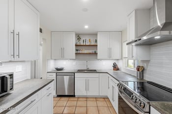2016 W Stella Ln, Phoenix, AZ 85015