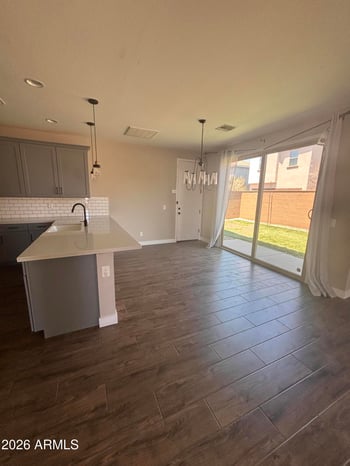 2016 W Trotter Trl, Phoenix, AZ 85085