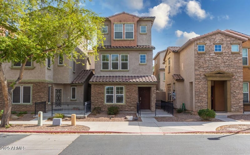 2017 78th Dr, Phoenix, AZ 85035