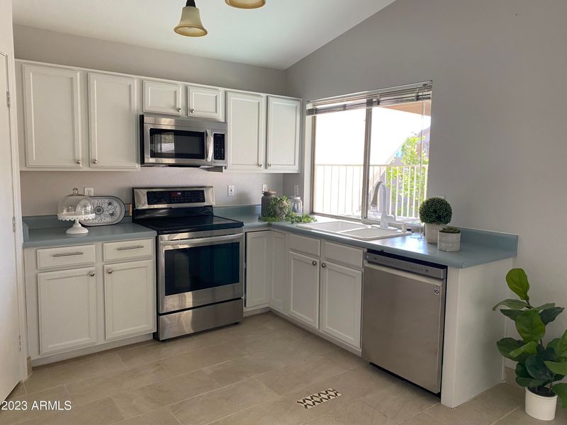 2017 E Saratoga St, Gilbert, AZ 85296