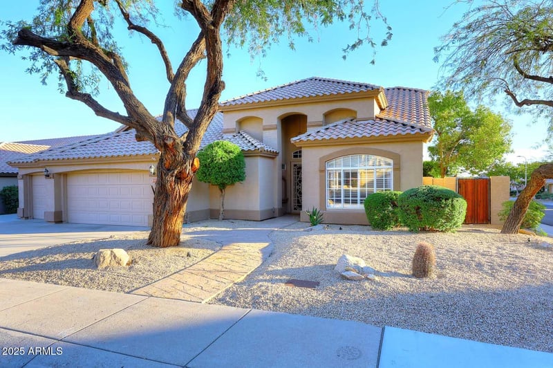 2017 Granite View Dr, Phoenix, AZ 85048