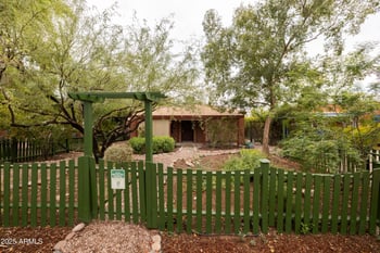 2017 Laurel Ave, Phoenix, AZ 85007