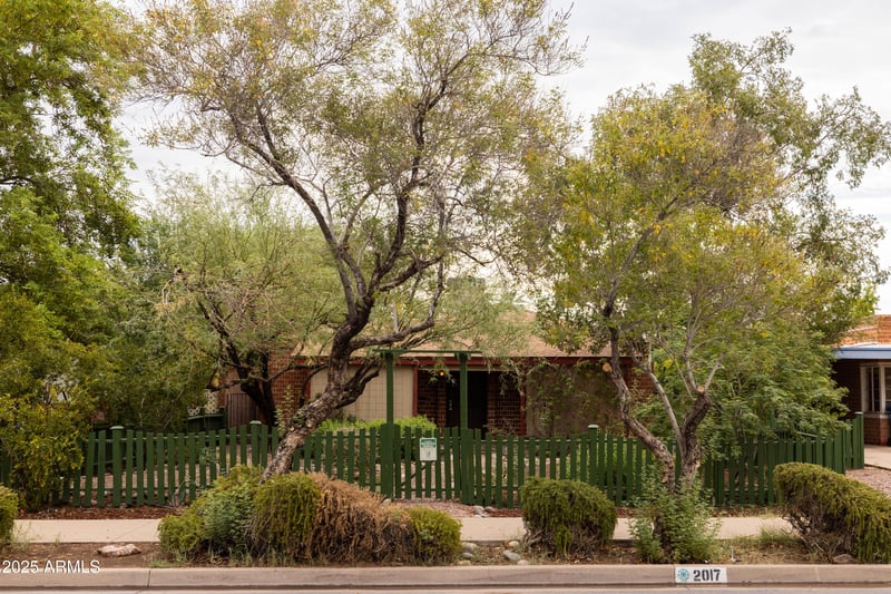 2017 Laurel Ave, Phoenix, AZ 85007