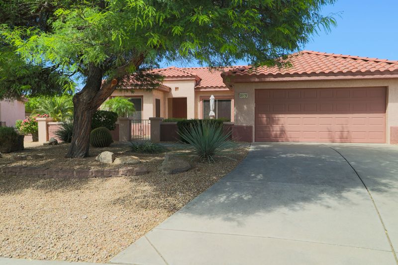 20176 N Saguaro Ct, Surprise, AZ 85374