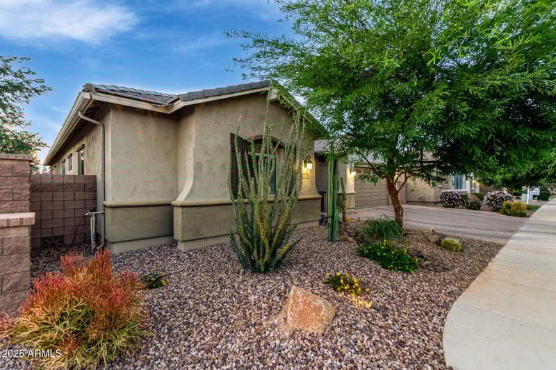 20176 Nighthawk Way, Queen Creek, AZ 85142