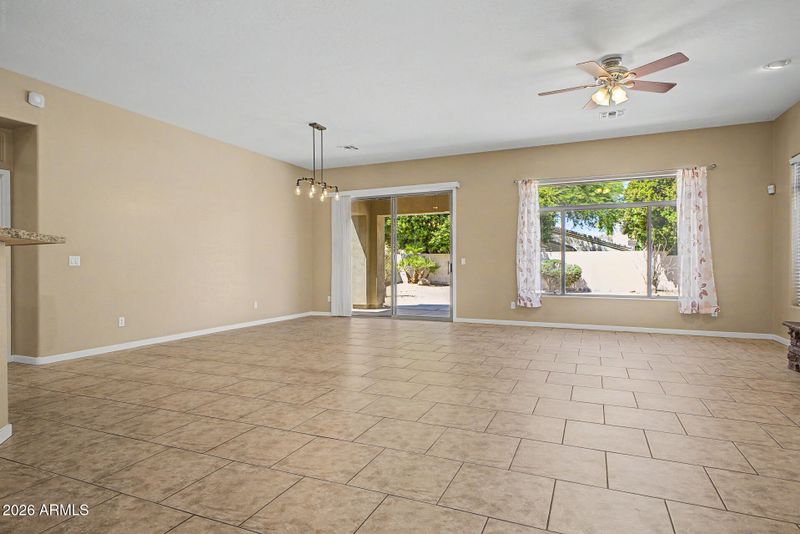 2018 E Beautiful Ln, Phoenix, AZ 85042