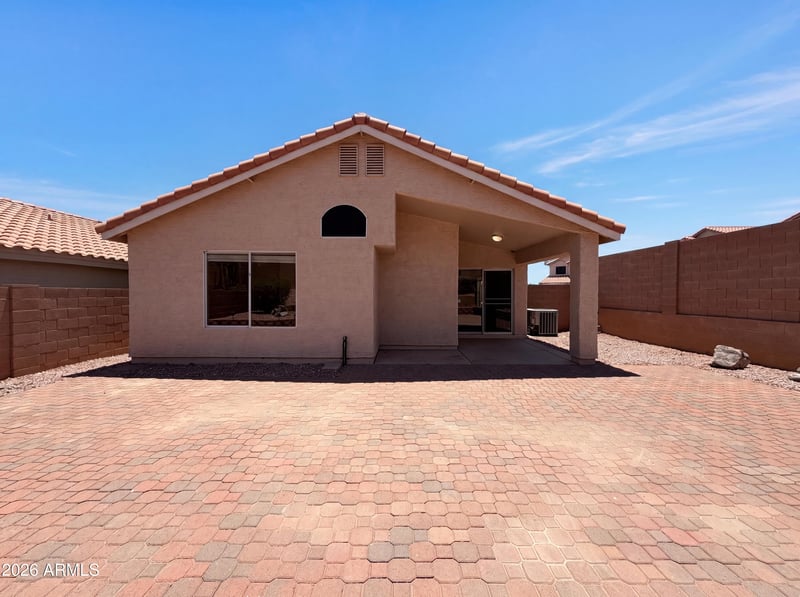 2018 E Windsong Dr, Phoenix, AZ 85048