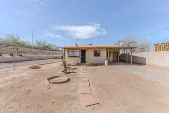 2018 3rd Dr, Phoenix, AZ 85003