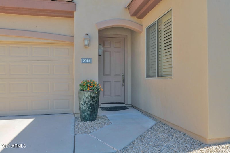 2018 Periwinkle Way, Chandler, AZ 85248