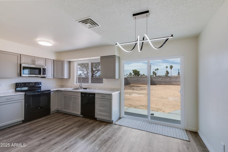 2018 Western Dr, Chandler, AZ 85224