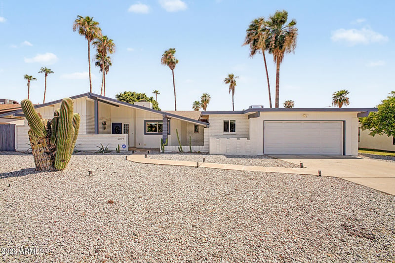 2019 E Fountain St, Mesa, AZ 85213