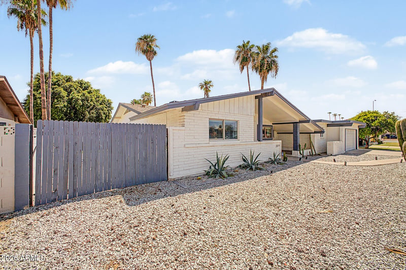 2019 E Fountain St, Mesa, AZ 85213