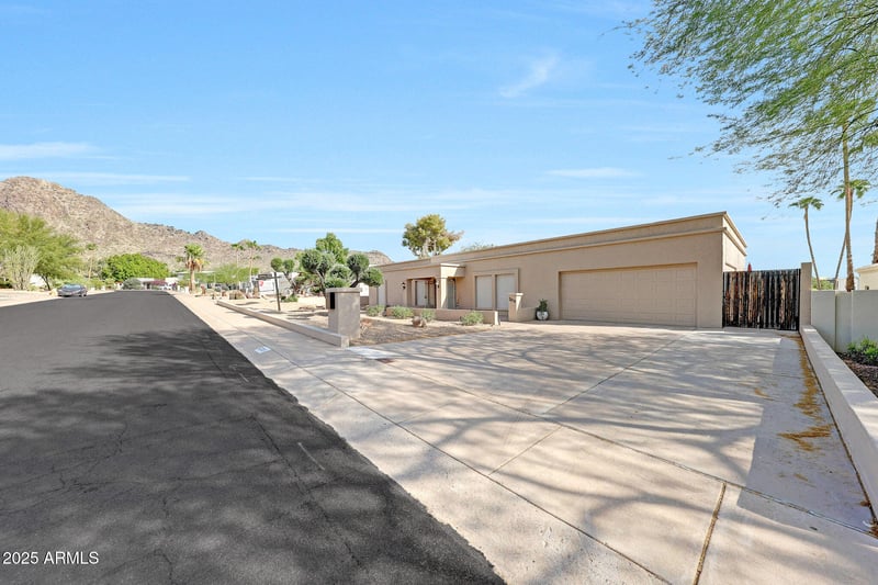 2019 Gardenia Ave, Phoenix, AZ 85020
