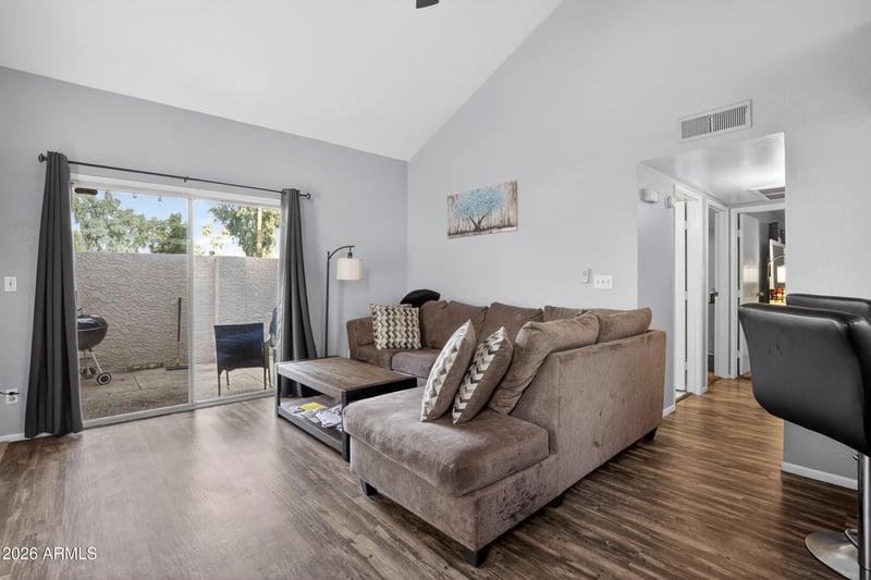 2019 Lemon Tree Pl #1160, Chandler, AZ 85224