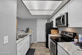 2019 Lemon Tree Pl #1160, Chandler, AZ 85224