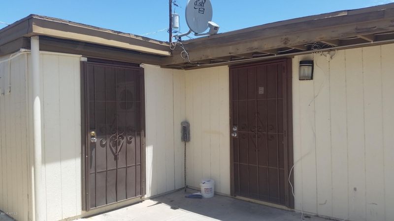 2019 N 50th St, Phoenix, AZ 85008