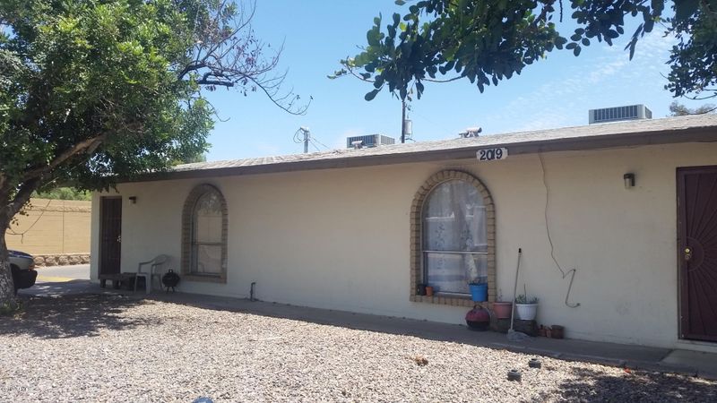 2019 N 50th St, Phoenix, AZ 85008