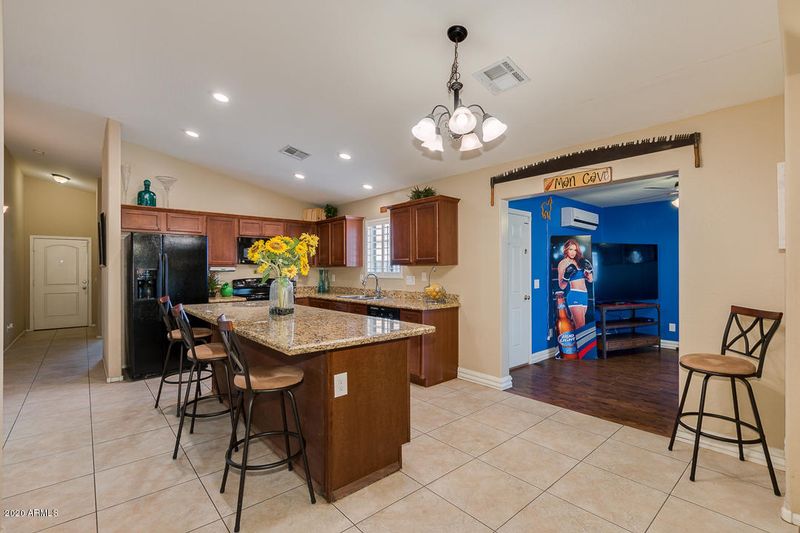2019 S 101st Dr, Tolleson, AZ 85353