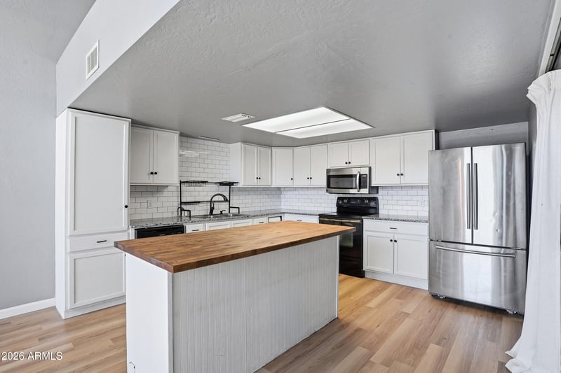 2019 Lemon Tree Pl #1102, Chandler, AZ 85224