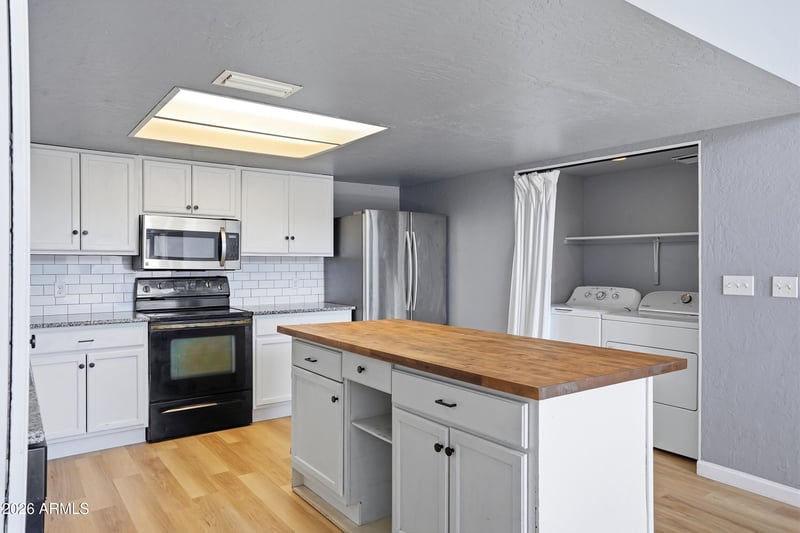 2019 Lemon Tree Pl #1102, Chandler, AZ 85224