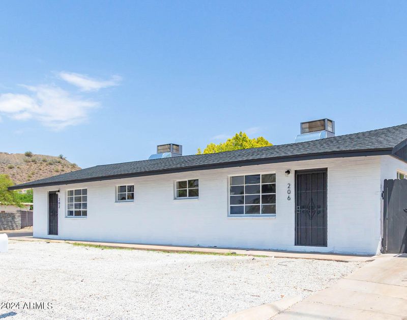 202 E Mountain View Rd, Phoenix, AZ 85020