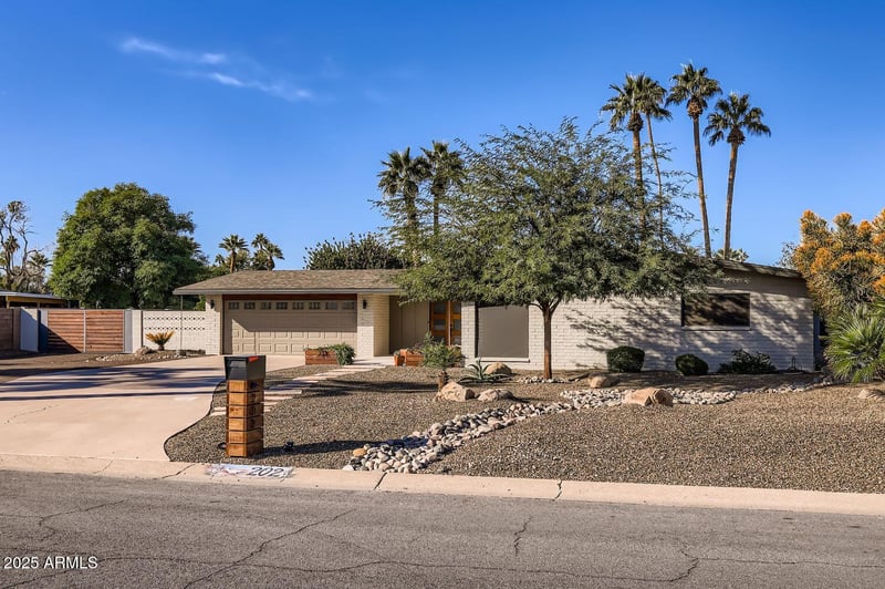 202 Florence Ave, Litchfield Park, AZ 85340