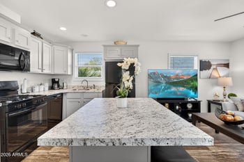 202 Meridian Rd #220, Apache Junction, AZ 85120