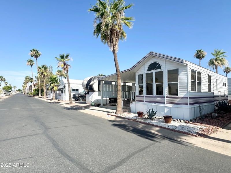 202 Nightdigger Dr, Apache Junction, AZ 85119